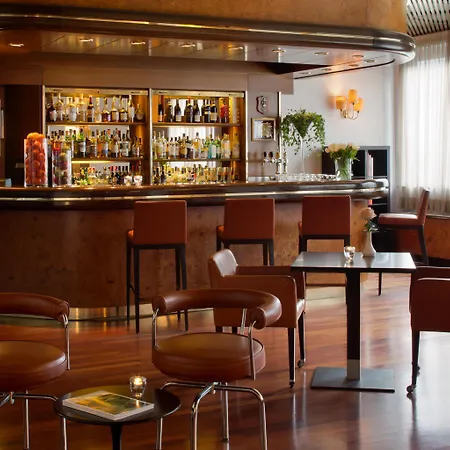 Starhotels Cristallo Palace Hotel 4*