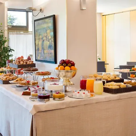 Starhotels Cristallo Palace Hotel 4*