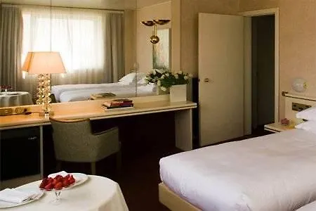 Starhotels Cristallo Palace 4*