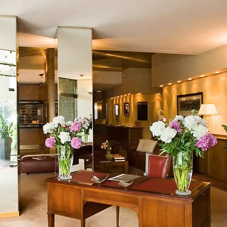Starhotels Cristallo Palace Hotell 4*